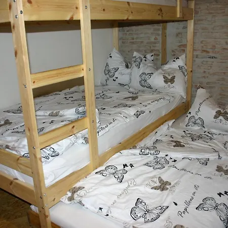 La Maison De Catherine ゲストハウス 3*