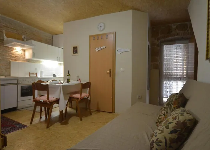 Gæstehus La Maison De Catherine 3*