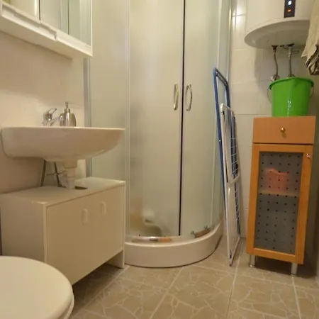 Guest house La Maison De Catherine 3*