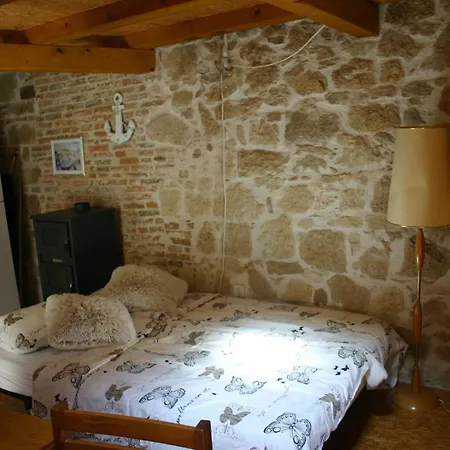 La Maison De Catherine Gostinjska kuća 3*